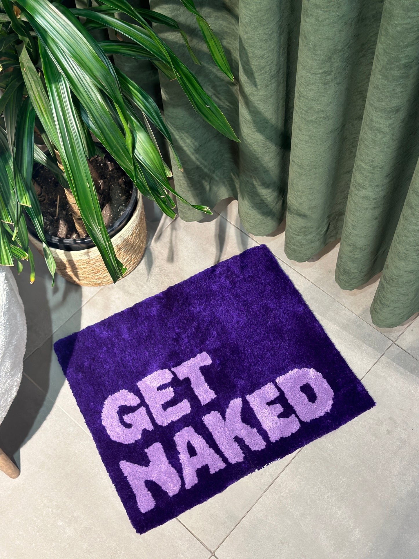 Get Naked Purple - Tasarım Banyo Halısı