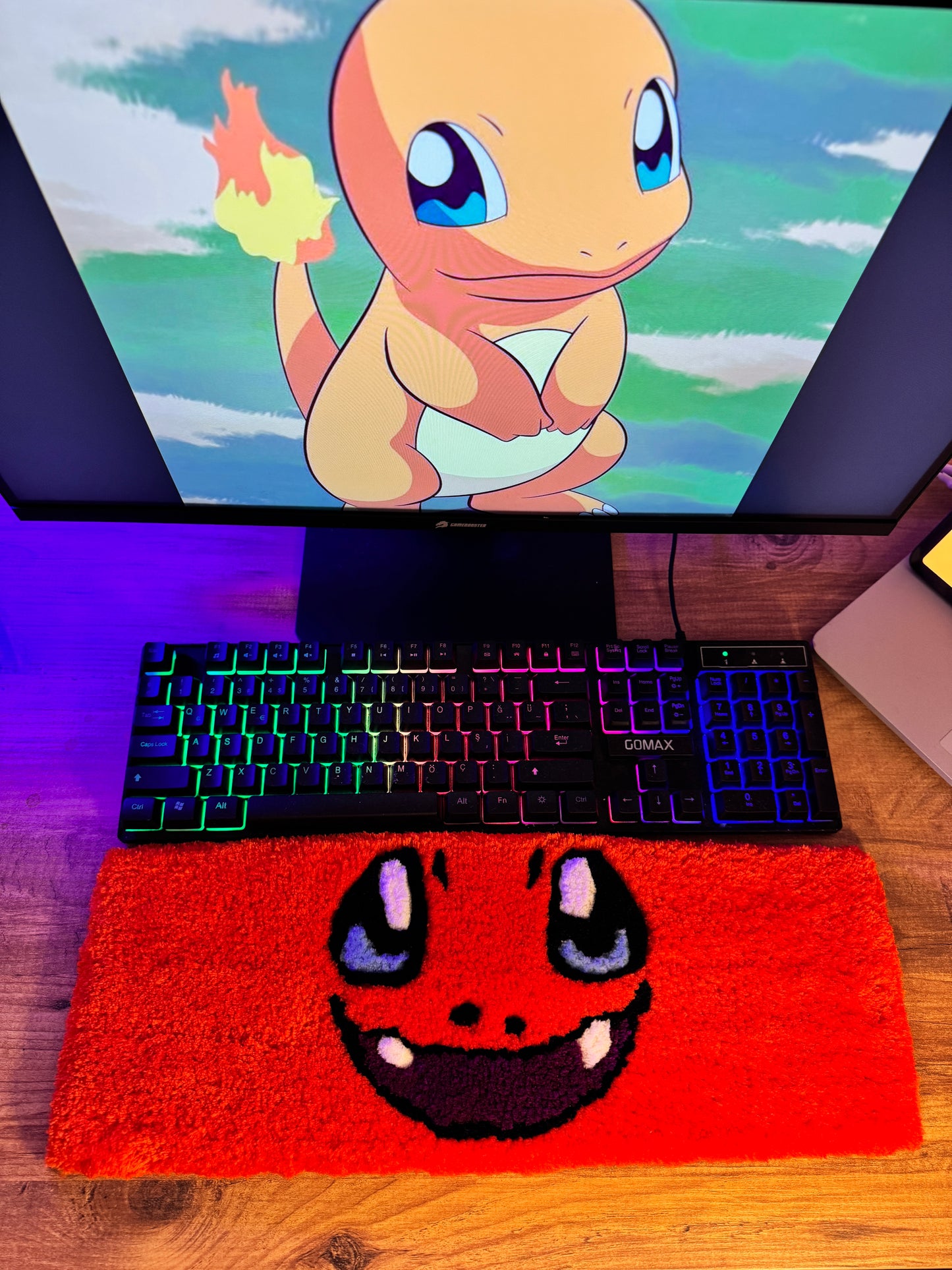Charmander - Tasarım Klavye Halısı