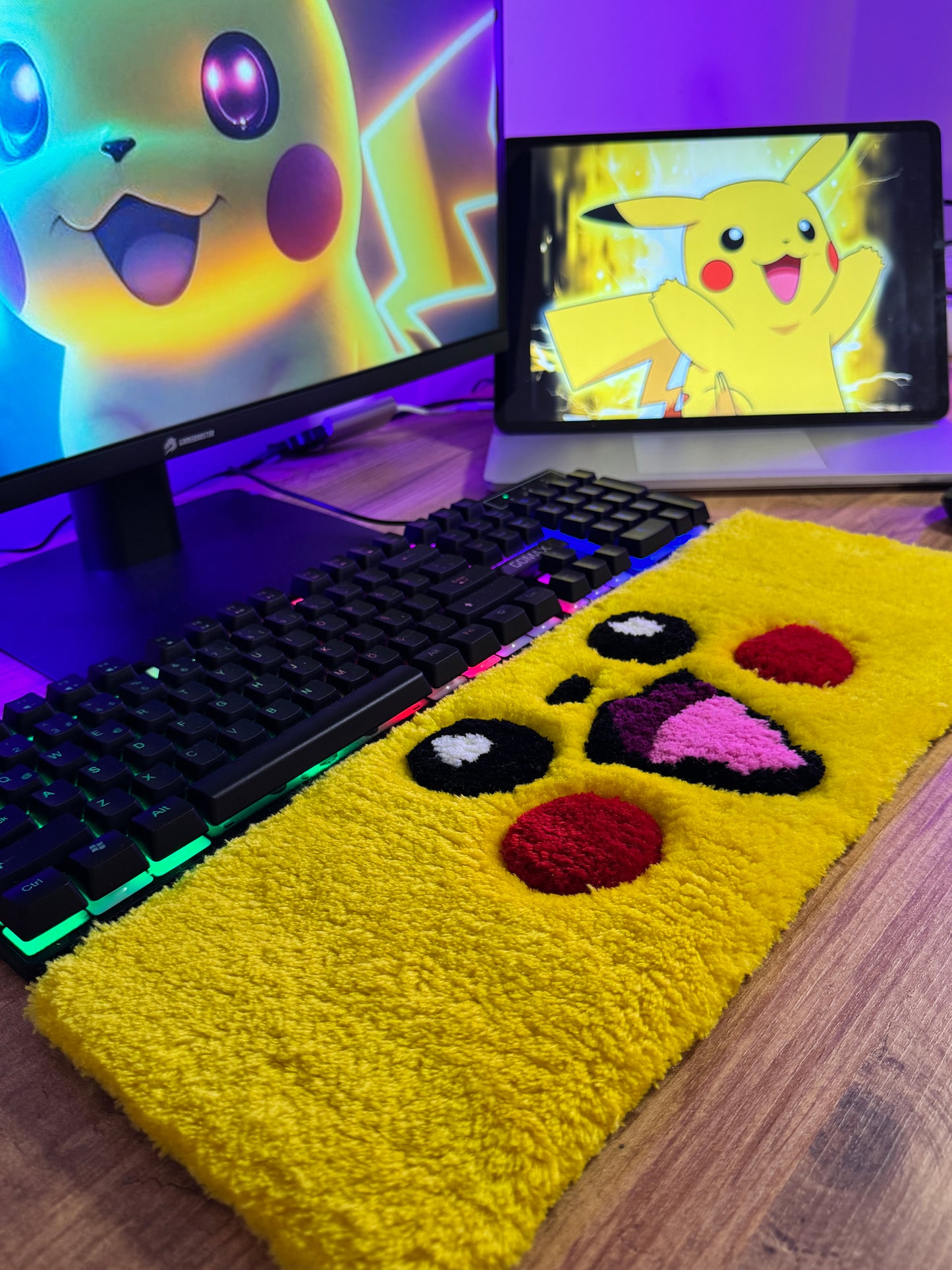Pikachu - Tasarım Klavye Halısı