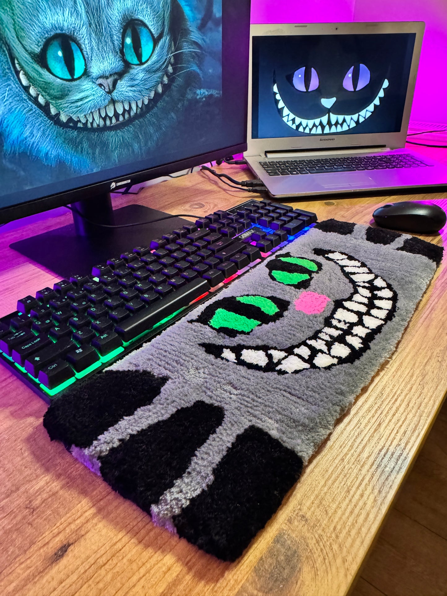 Cheshire Cat - Tasarım Klavye Halısı