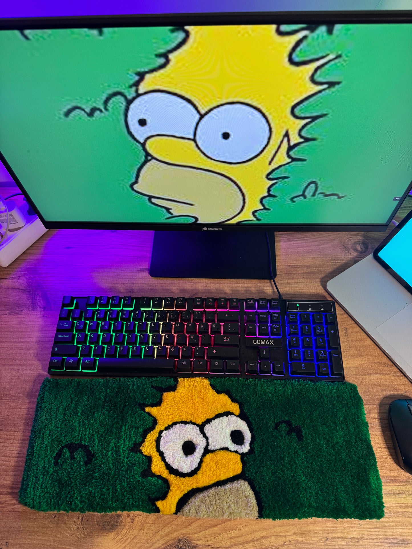 Homer Simpson - Tasarım Klavye Halısı