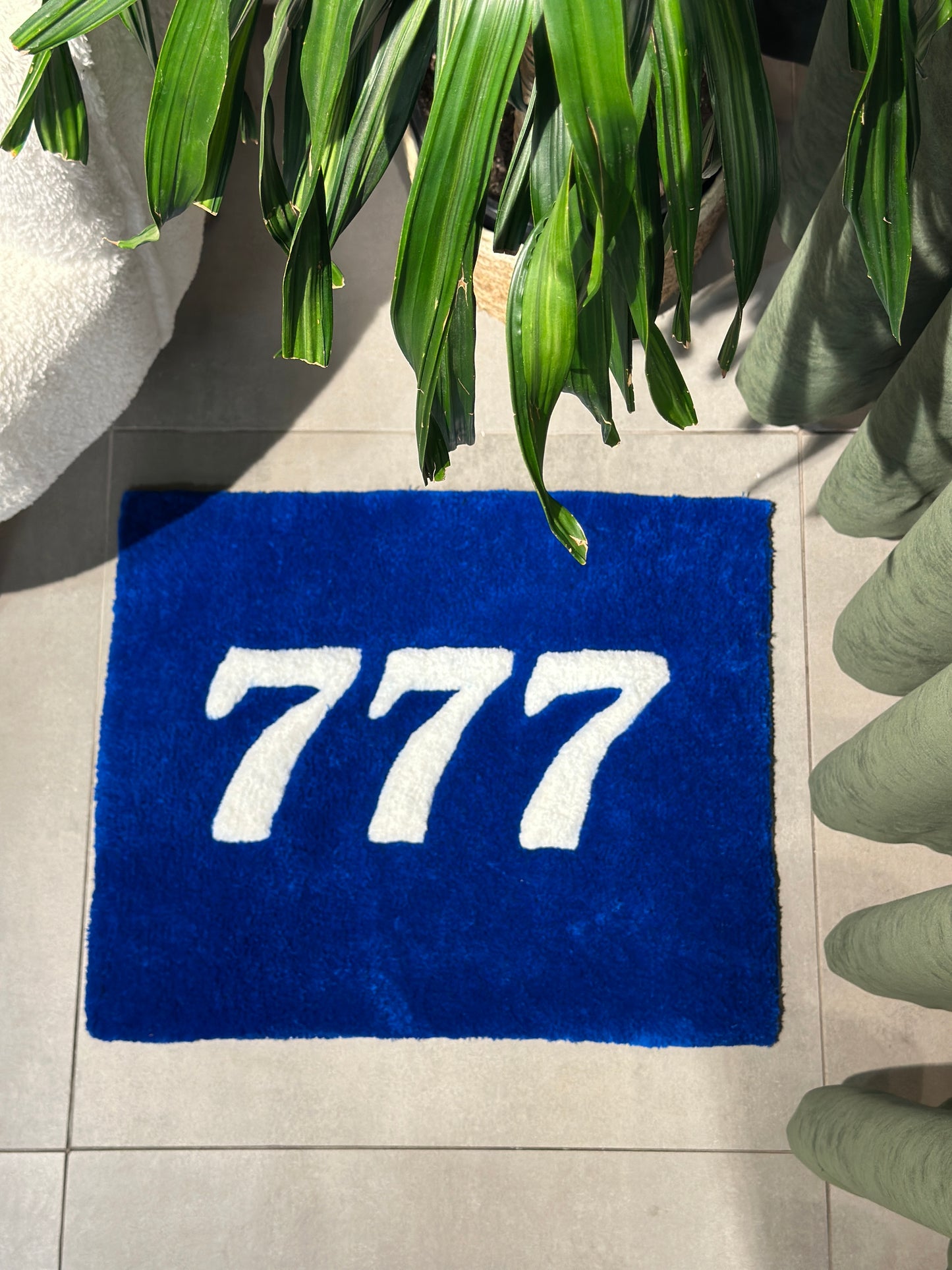 777 - Tasarım Banyo Halısı